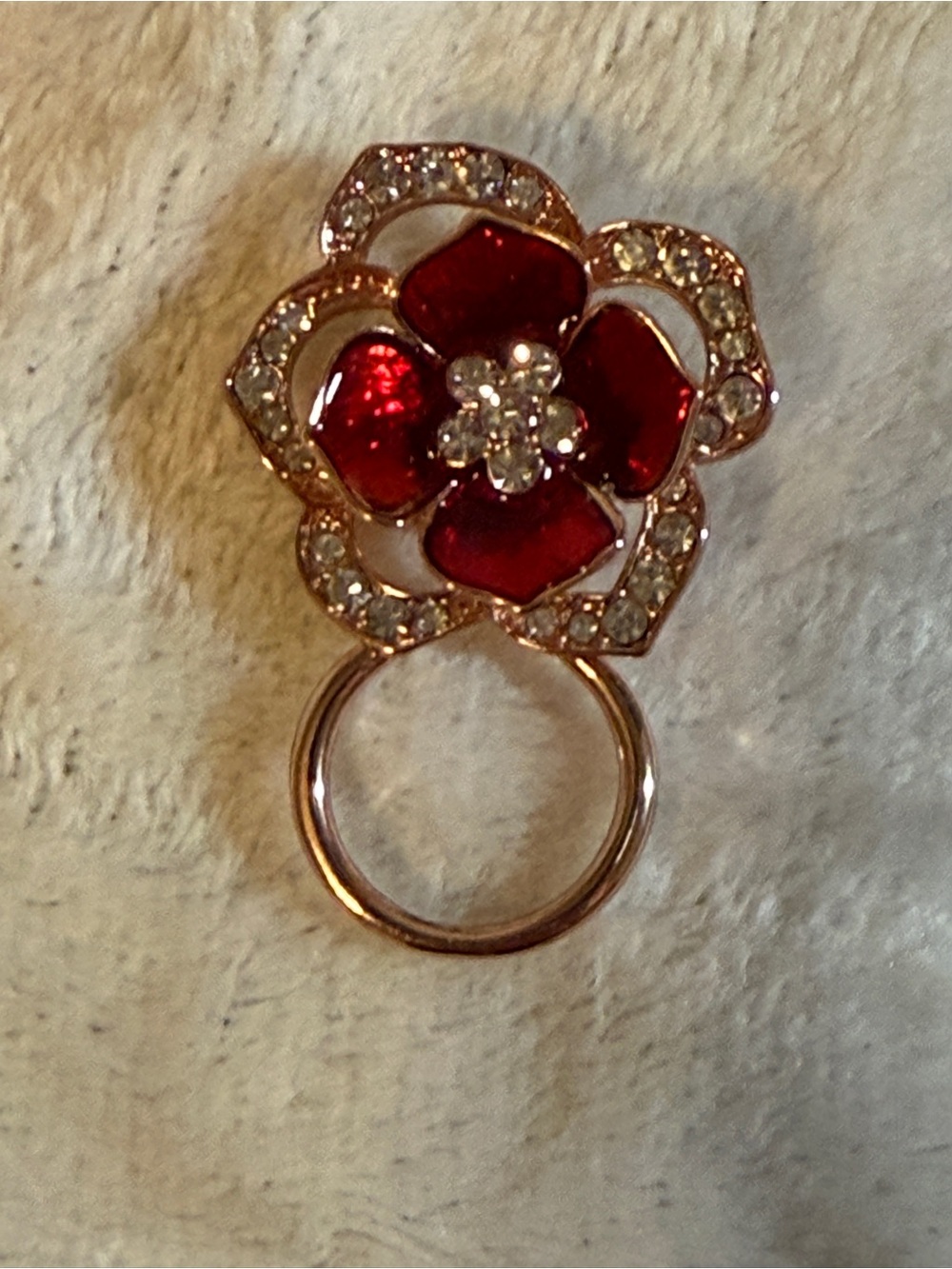Preowned Magnetic Glasses Holder Clip & ID Badge Holder - Red Rhinestone Flower